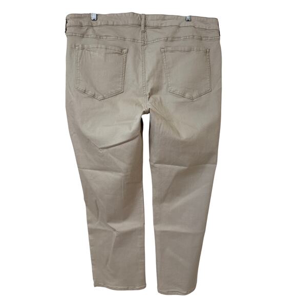 Code Bleu 22W Chelsea Classic Straight Tan Jeans - Picture 2 of 4